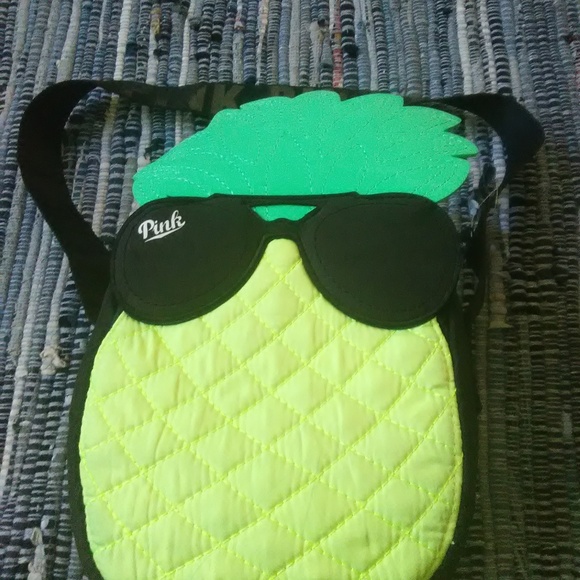 Victoria's Secret PINK Pineapple Cooler/lunch bag - Picture 2 of 3